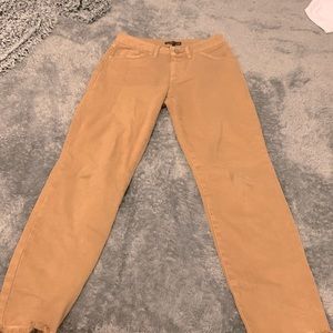 Linen jeans with no holes